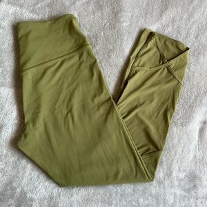 Lululemon Nulu and Crisscross Mesh High-Rise Crop 23" size 6
